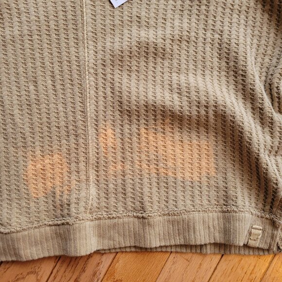 NWT We the Free Size XS New Magic Thermal Tee Golden Olive FLAWS - Picture 2 of 11